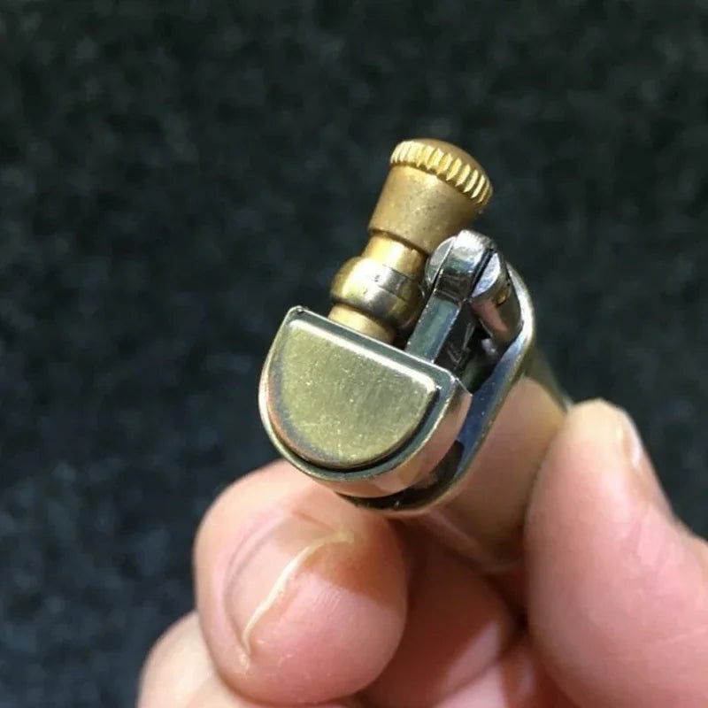 2024Tang Grass Vintage Flint Kerosene Lighters Flame Retro Metal Grinding Wheel Petrol Cigarette Cool Lighters Creative Gadgets